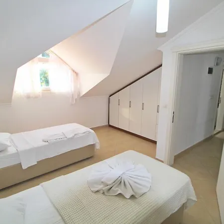 Olympia 6 Apartment